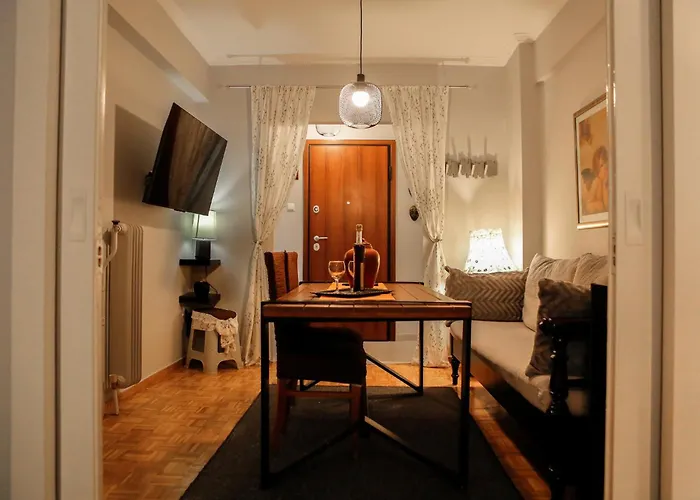 “Contessina Athens Suite #731”